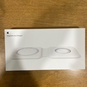 MagSafe Duo Charger in original box